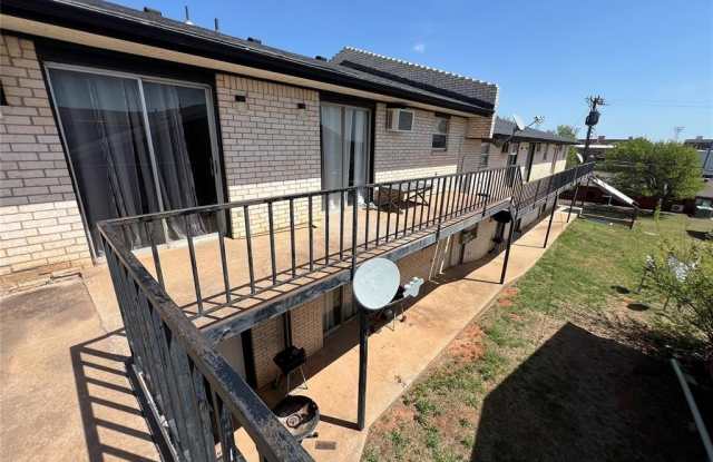 1020 N 6th Street unit: 8 & 5