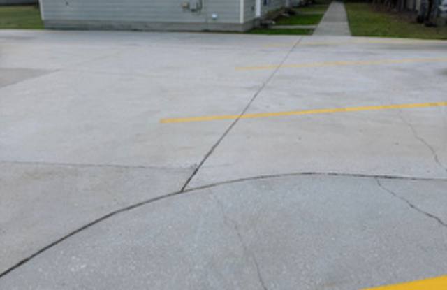 1712 Ridgefield Avenue