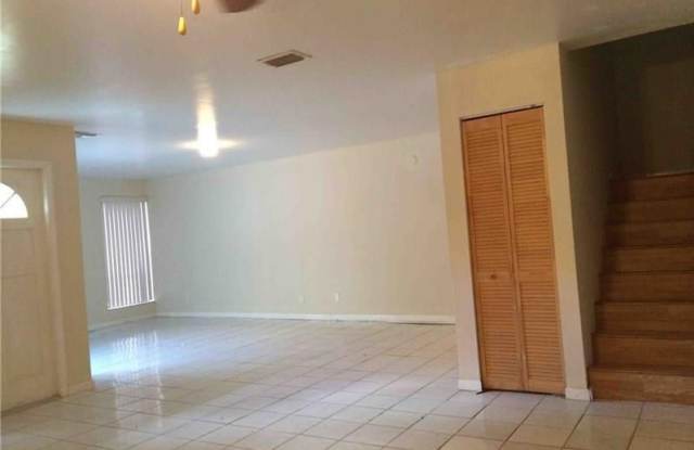 4204 NW 114th Ter