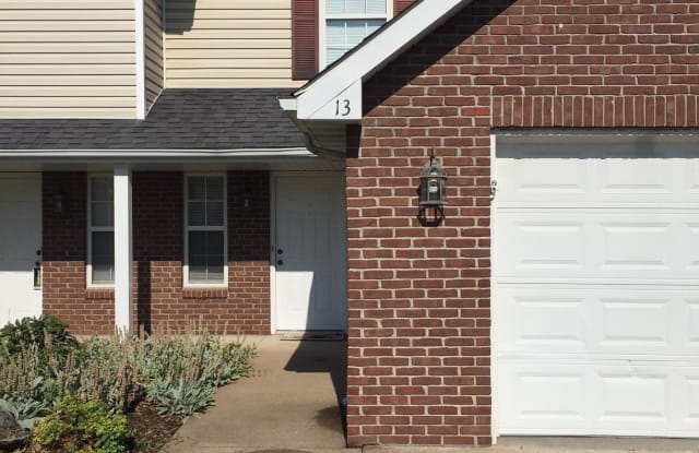 13 YORKSHIRE DR - 13 Yorkshire Drive, Columbia, MO 65203