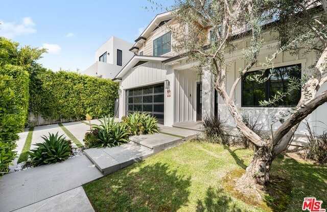 Photo of 838 N Sierra Bonita Ave