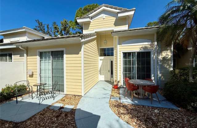 7628 WHITEBRIDGE GLEN