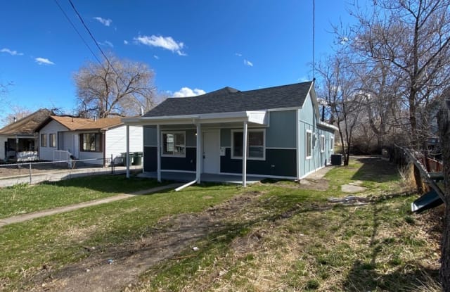 338 N 100 W - 338 North 100 West, Tooele, UT 84074