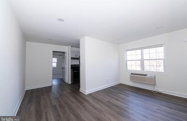 2237 FARRINGTON Avenue unit: 06-204