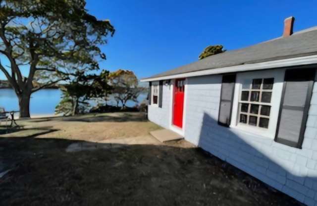 Photo of 73 Longwood Ave