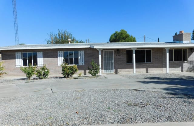 205 W Granada - House - 205 Granada, Paulden, AZ 86334