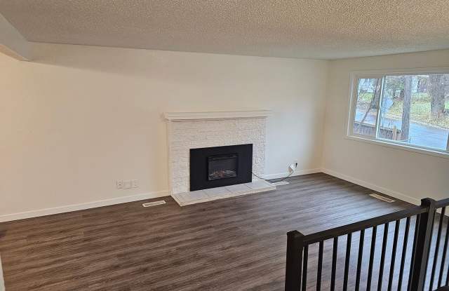 Photo of Beautiful Renovated 4 bedroom home For Rent in Downtown Coeur d'Alene!