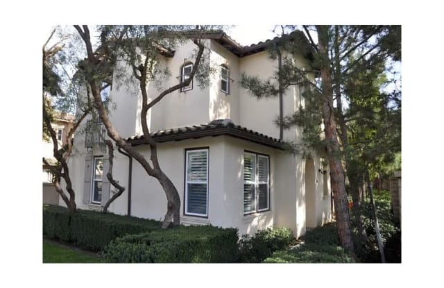 200 Tall Oak - 200 Tall Oak, Irvine, CA 92603