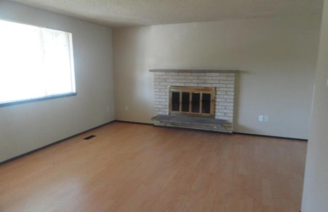 2110 150th Street East