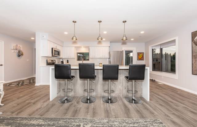 Photo of 2293 Sandia Drive'VACATION RENTAL'