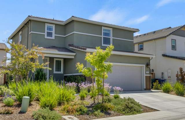 Welcome to 7657 Bracer Way