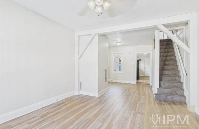 Charming 3 Bedroom, 1 Bath Home in York, Pa!