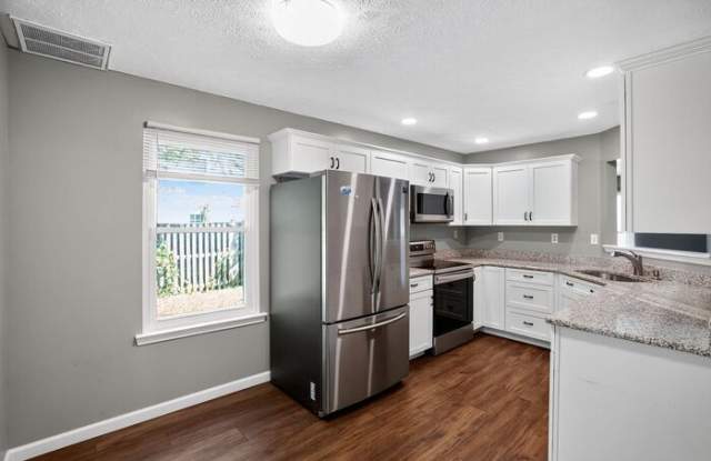 22125 Saint Leonard's Circle