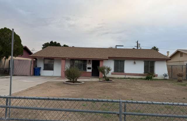 Photo of 1516 W PUEBLO Avenue