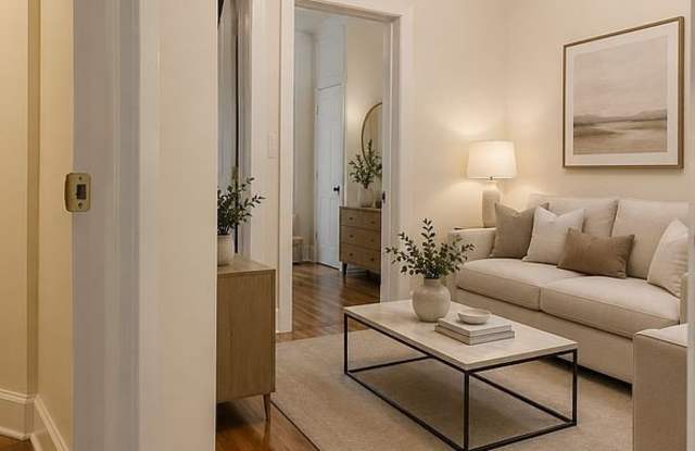 426 W 47th Street