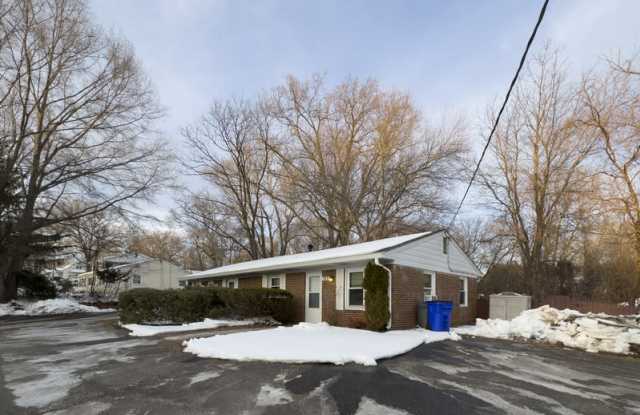 9329 Old Scaggsville Road - B