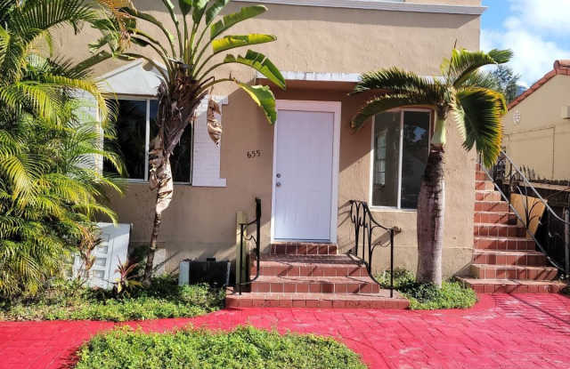 Photo of 655 SW  19th Road