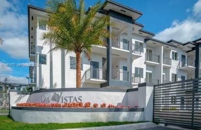 Photo of 7941 W 2nd Ct