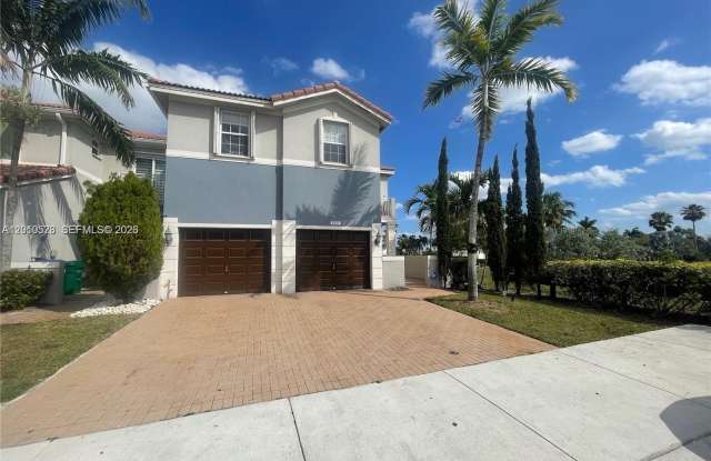 7931 NW 114th Ct