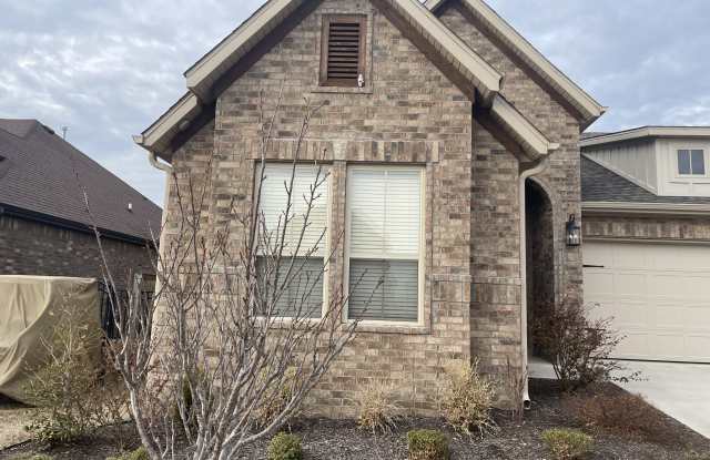 Photo of 2304 Southwest Hampton Avenue