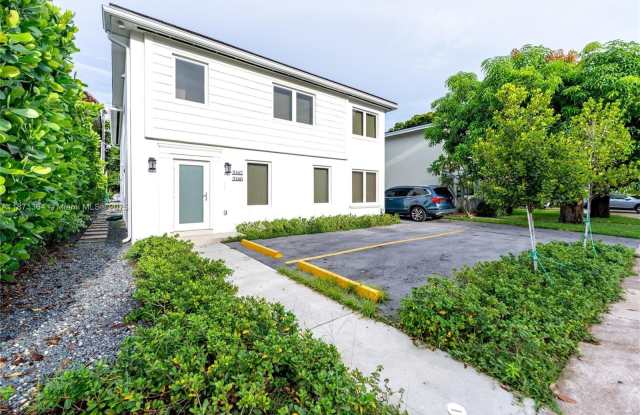 Photo of 3160 S Le Jeune Rd