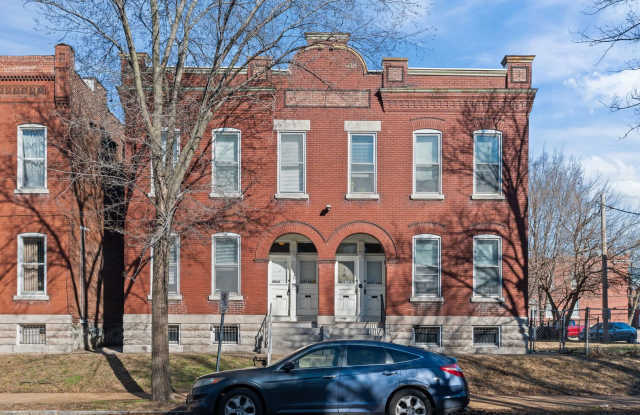 Photo of Extremely Spacious and Bright 2-Bedroom Apartment on Cherokee Street