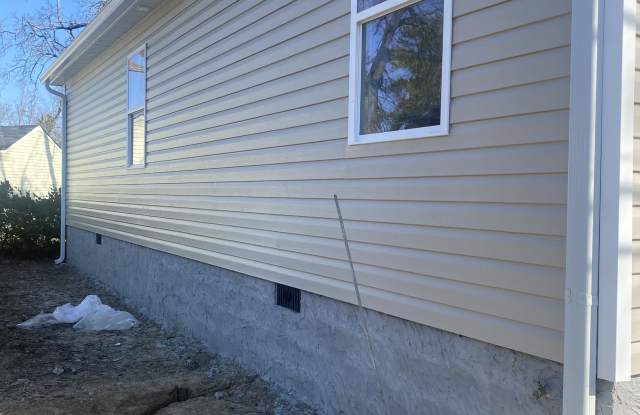 Photo of 804 North Moore Road - 804 B