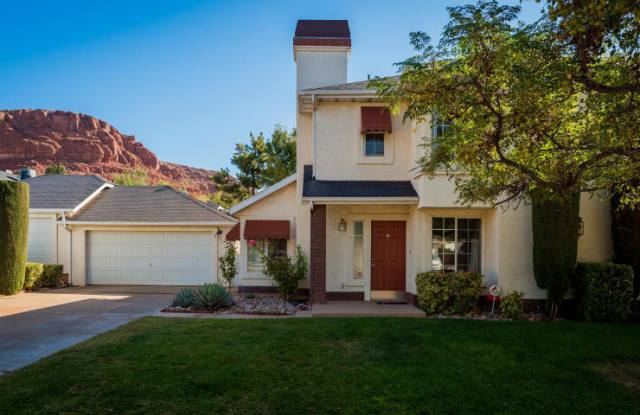 Spacious 3 Bedroom Home - 485 Diagonal Street, St. George, UT 84770