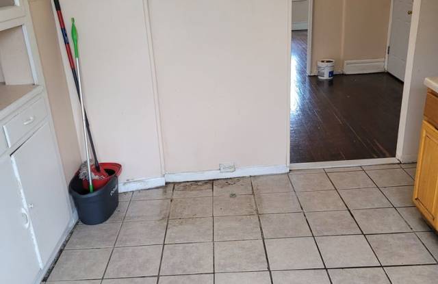 Photo of 243 N 11th St