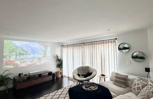 132 Weybridge Circle