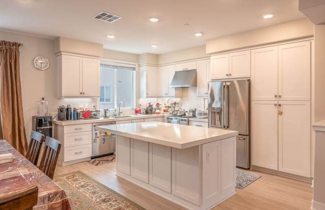 Photo of 232 Keeper Irvine