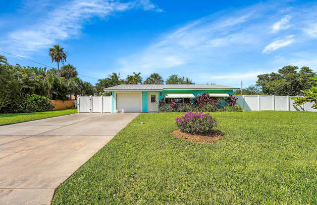 1708 Sunset Isles Road