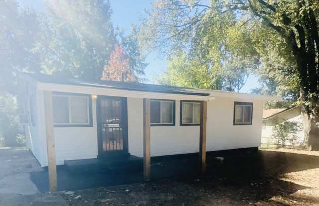 Photo of 715 George Road