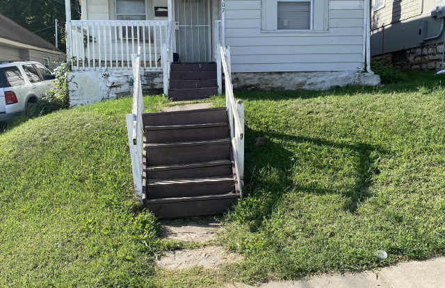 Photo of 4407 E 20th St