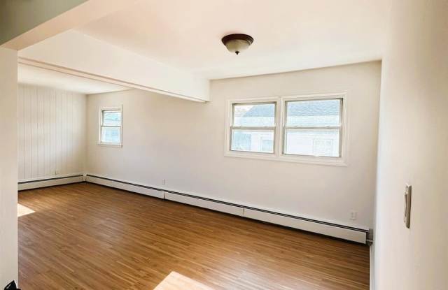 131 Roslyn Road