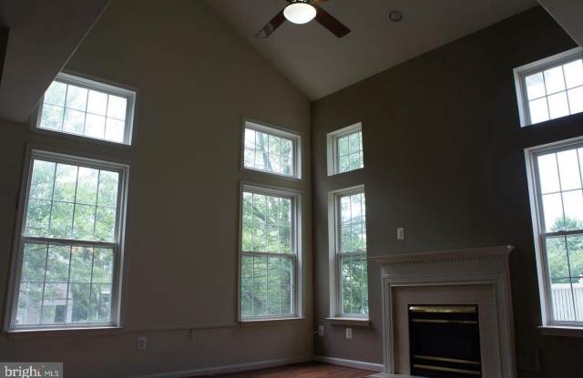 12933 BRIDGER Drive unit: 1804