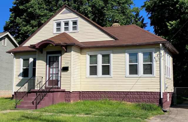 1403 N. Limestone St