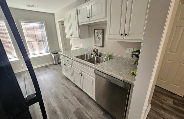 30 Hampton Oaks Place - 1