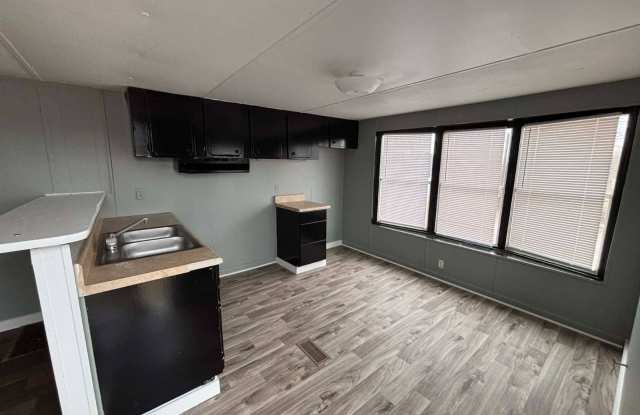 Photo of 331 Oak Grove Road