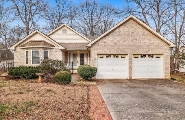 413 Mountain View Court
