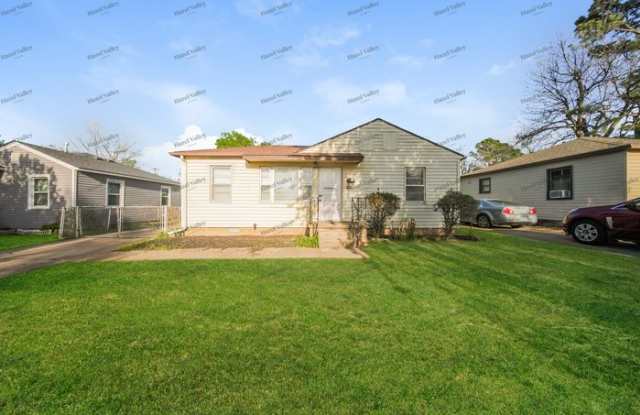 1612 Thompson Drive