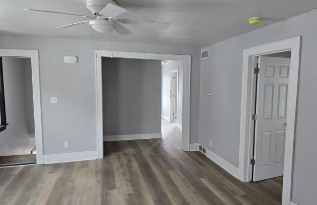 519 Scott Street - Upper