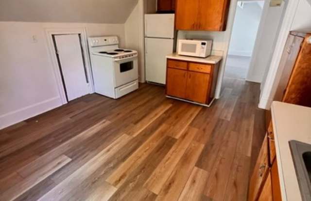 1024 Hayes Avenue - 2