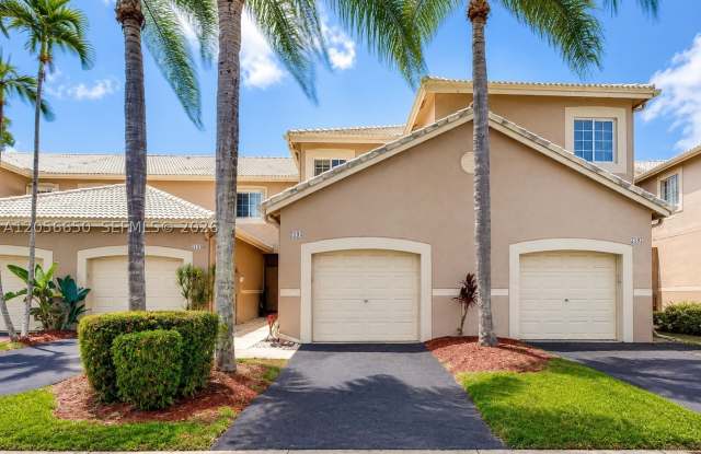 2193 Salerno Cir