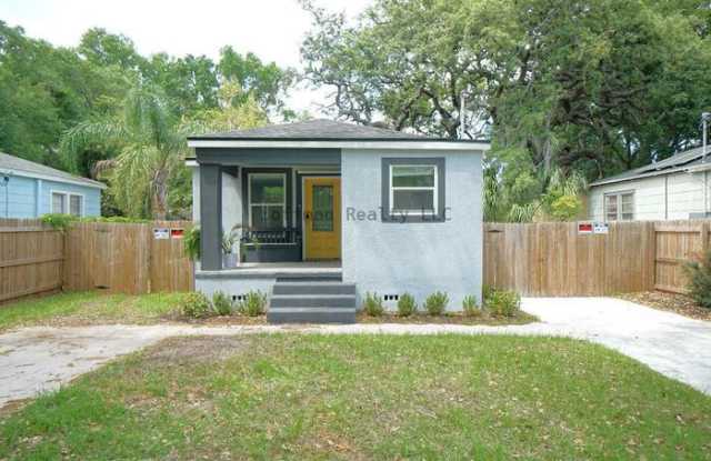 908 East Cayuga Street