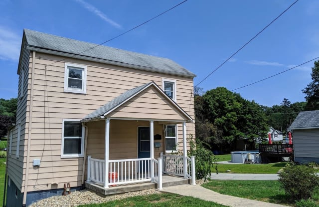 11561 Center Street - 11561 Center Street, Westmoreland County, PA 15642