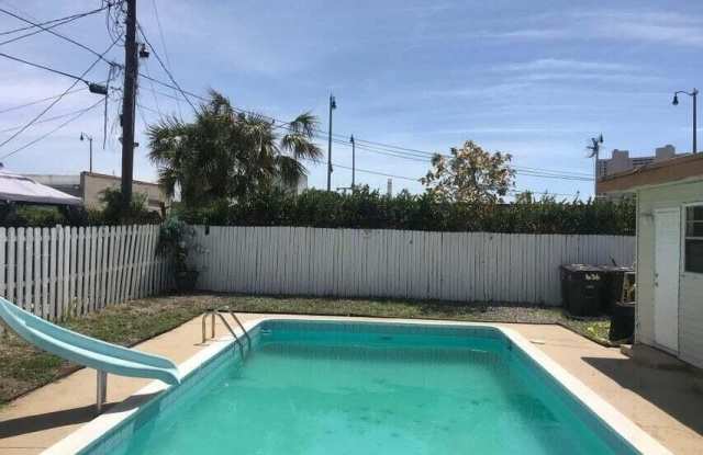 611 53rd Street