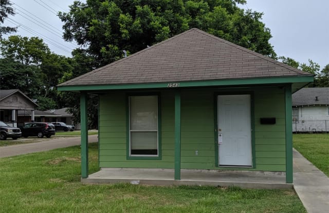 2543 Weller Avenue - 2543 Weller Avenue, Baton Rouge, LA 70805