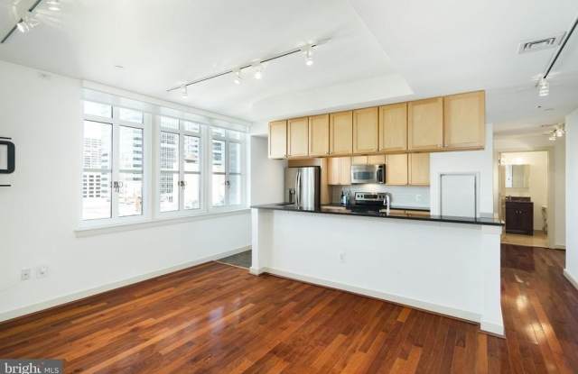 Photo of 111 S 15TH STREET