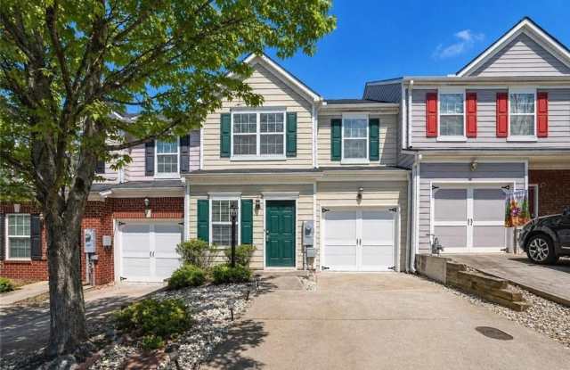 230 Valley Crossing